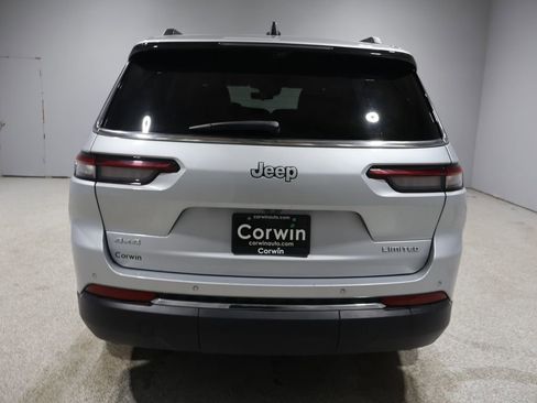 Used 2024 Jeep Grand Cherokee L Limited w/ Luxury Tech Group II image 3