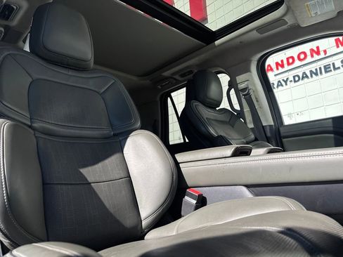 Used 2022 Lincoln Navigator L Black Label image 26