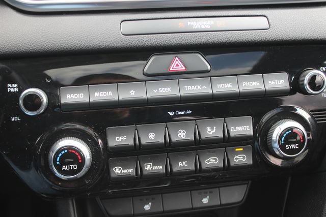 Used 2022 Kia Sportage EX AWD/4WD image 7