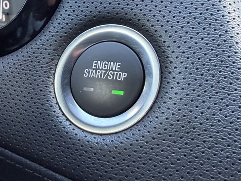 Certified 2022 Cadillac XT5 Sportv w/ Technology Package image 26