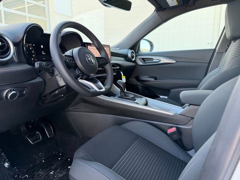 New 2026 Alfa Romeo Tonale w/ Active Assist Package image 18