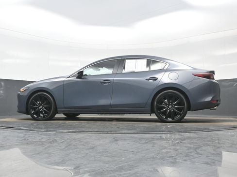 Used 2024 MAZDA MAZDA3 s image 27