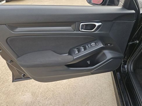 Used 2025 Honda Civic Sport image 14