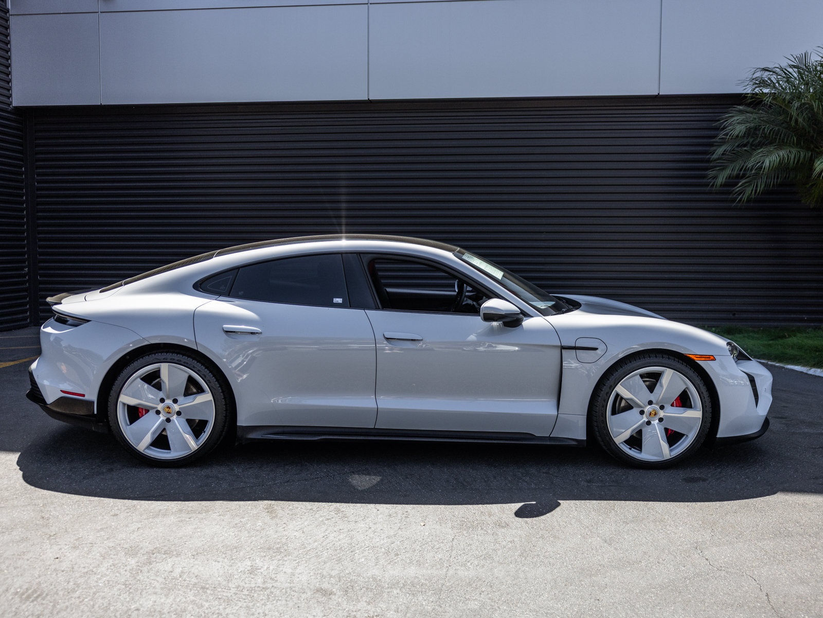 Certified 2024 Porsche Taycan 4S AWD/4WD image 10