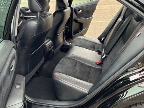 Used 2015 Toyota Camry XSE image 23