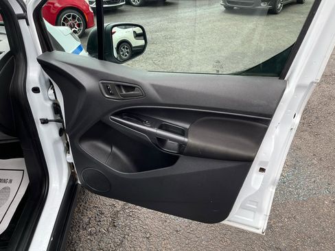 Used 2016 Ford Transit Connect XL image 25