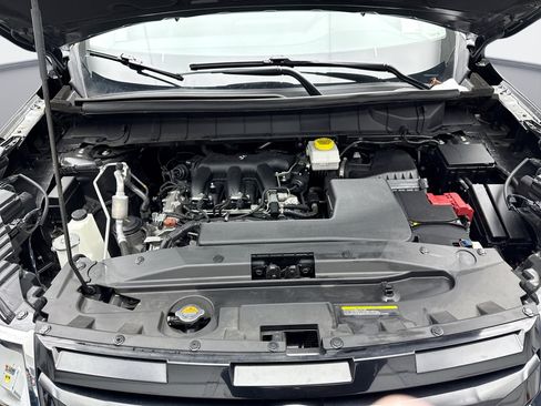 Used 2024 Nissan Pathfinder S w/ Cargo Package image 27