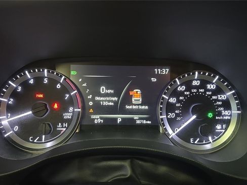 Used 2023 Toyota Highlander L image 10