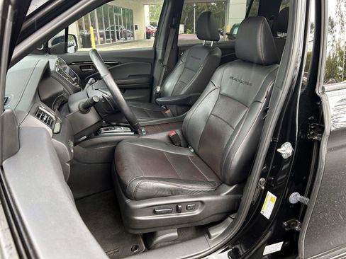 Used 2020 Honda Pilot Black Edition image 13