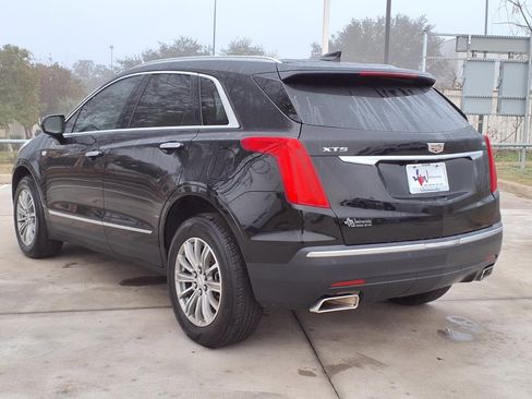 Used 2017 Cadillac XT5 Luxury w/ Driver Awareness Package image 2