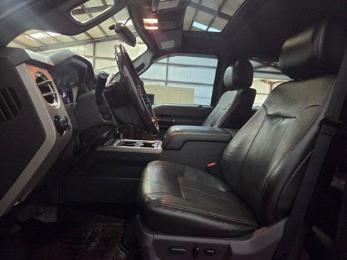 Used 2015 Ford F250 Lariat w/ Lariat Ultimate Package image 67