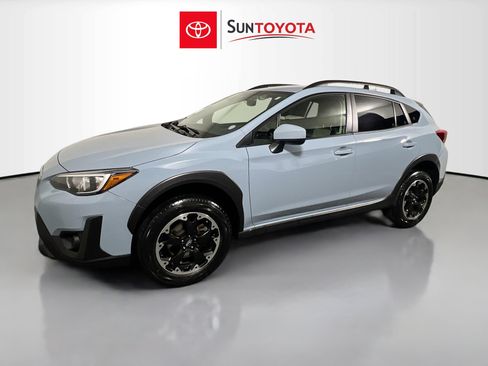 Used 2021 Subaru Crosstrek 2.0i Premium image 9