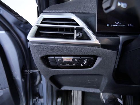 Used 2025 BMW 330i xDrive Sedan image 29