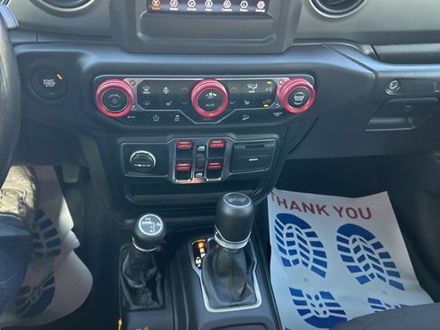 Used 2021 Jeep Wrangler Unlimited Sport image 24