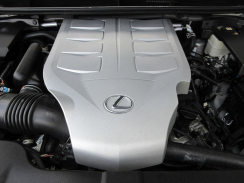 Used 2023 Lexus GX 460 Luxury w/ Sport Design Package AWD/4WD image 54