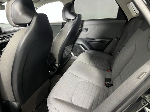 Used 2025 Kia K4 EX image 24
