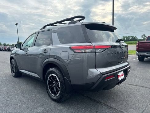 Used 2024 Nissan Pathfinder Rock Creek AWD/4WD image 15