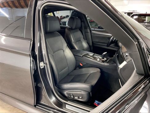 Used 2014 BMW 535i xDrive Sedan AWD/4WD image 9