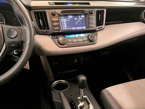 Used 2015 Toyota RAV4 XLE image 7