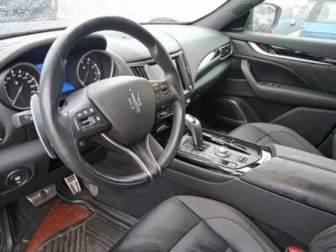 Used 2020 Maserati Levante GranSport AWD/4WD image 2