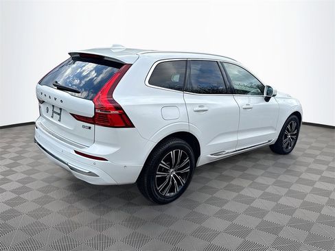 Used 2022 Volvo XC60 B5 Inscription w/ Advanced Package image 6