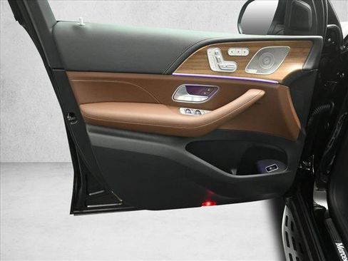 Certified 2026 Mercedes-Benz GLS 450 4MATIC image 20