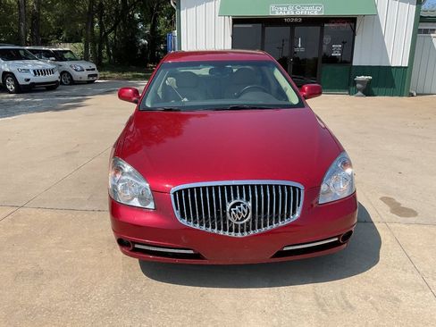 Used 2011 Buick Lucerne CXL FWD image 4