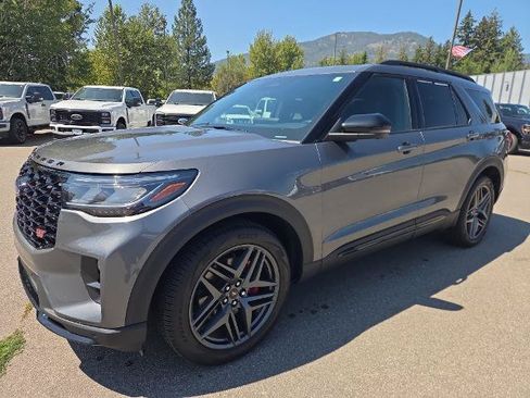 Certified 2025 Ford Explorer ST AWD/4WD image 2