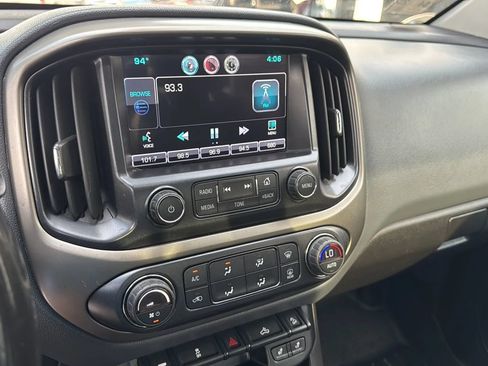 Used 2015 Chevrolet Colorado Z71 AWD/4WD image 14