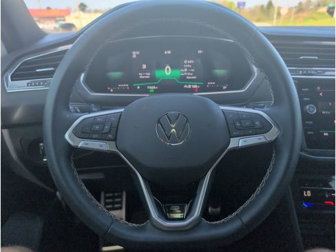 Used 2023 Volkswagen Tiguan SE R-Line image 20
