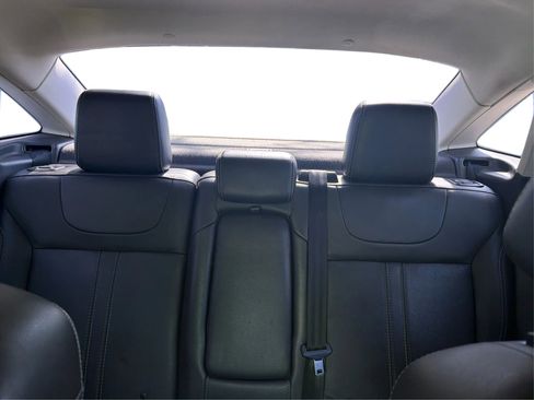 Used 2014 Ford Focus SE w/ Equipment Group 201A FWD image 18