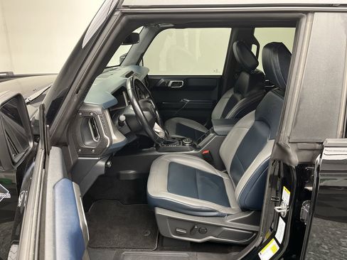 Certified 2024 Ford Bronco Outer Banks image 3