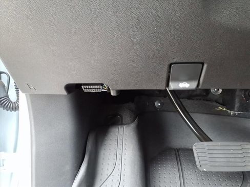 Used 2025 Chevrolet Silverado 2500 High Country w/ Z71 Off-Road Package image 17