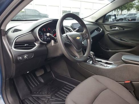 Used 2024 Chevrolet Malibu LT FWD image 20