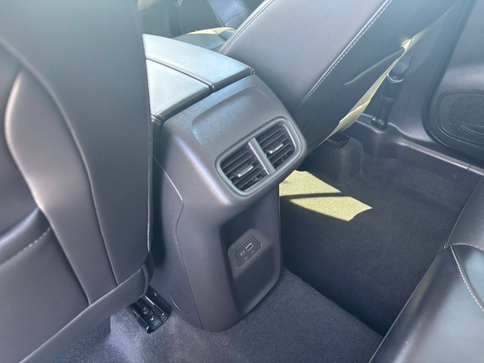 Used 2024 Buick Envision Preferred AWD/4WD image 24