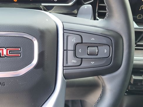 Used 2026 GMC Sierra 1500 SLT image 29