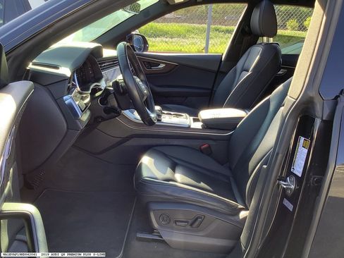 Used 2019 Audi Q8 Premium Plus w/ Premium Plus AWD/4WD image 8
