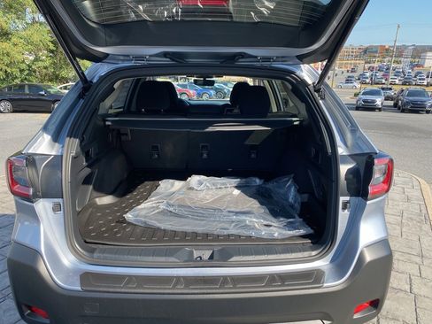 New 2025 Subaru Outback Premium image 6