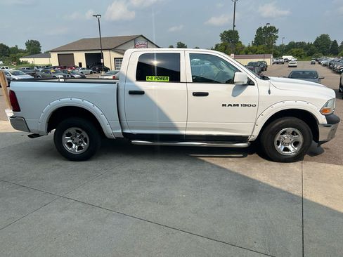 Used 2011 RAM 1500 ST w/ SXT Appearance Group AWD/4WD image 4