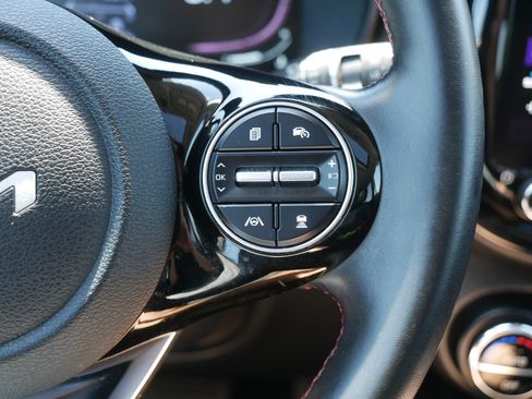 Certified 2023 Kia Soul GT-Line w/ GT-Line Technology Package FWD image 30