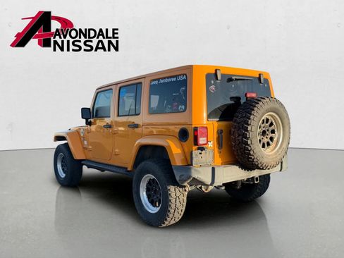 Used 2012 Jeep Wrangler Unlimited Rubicon w/ Connectivity Group AWD/4WD image 3