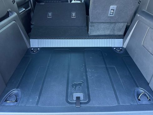 New 2025 Ford Bronco Badlands image 14