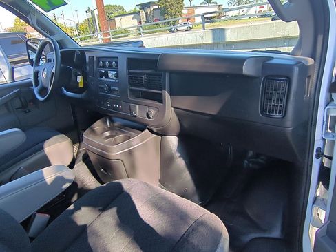 Used 2024 Chevrolet Express 2500 w/ Driver Convenience Package image 25
