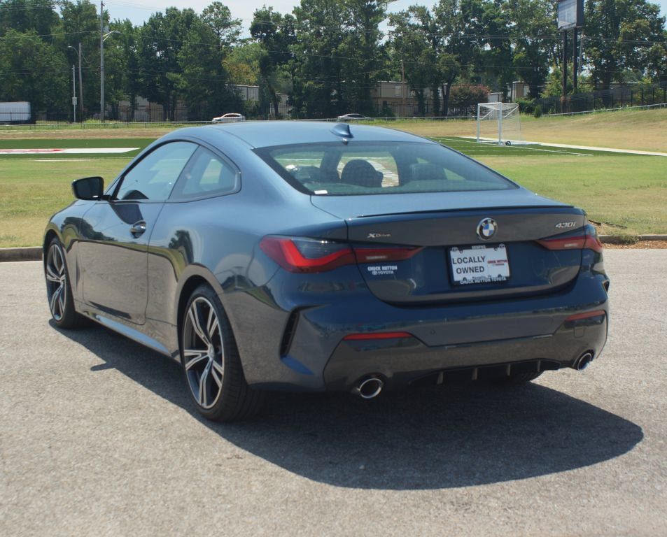 Used 2022 BMW 430i xDrive Coupe w/ M Sport Package AWD/4WD image 19