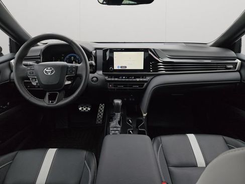 Used 2026 Toyota Camry SE w/ Convenience Package FWD image 17