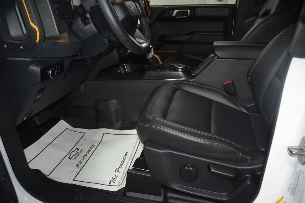 Used 2024 Ford Bronco Badlands AWD/4WD image 38