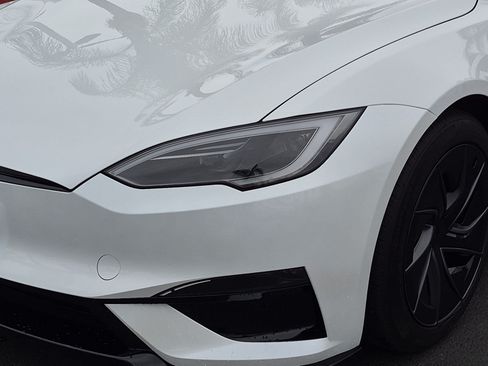 Used 2026 Tesla Model S Plaid AWD/4WD image 6