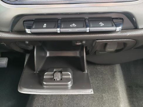 Used 2018 Chevrolet Silverado 1500 LT w/ All Star Edition AWD/4WD image 19