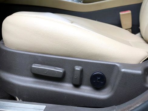 Used 2014 Hyundai Genesis 3.8 w/ Technology Package 03 image 30