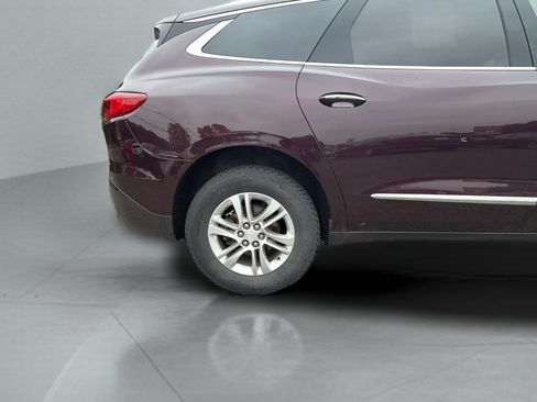 Used 2018 Buick Enclave Essence AWD/4WD image 34